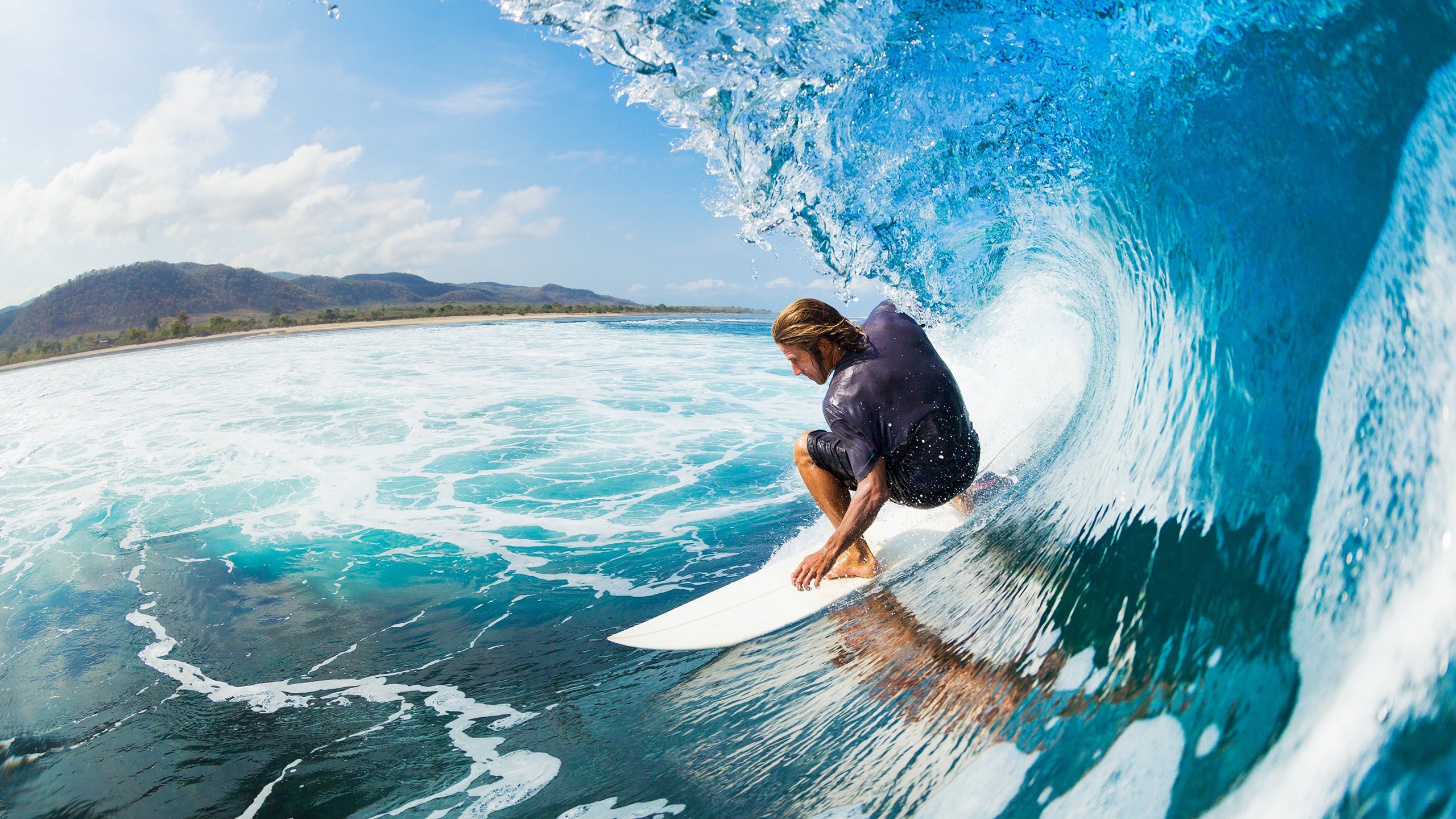 曼城继续保持不败，英超冠军悬念渐小，英超大结局曼城一夜创下3大纪录