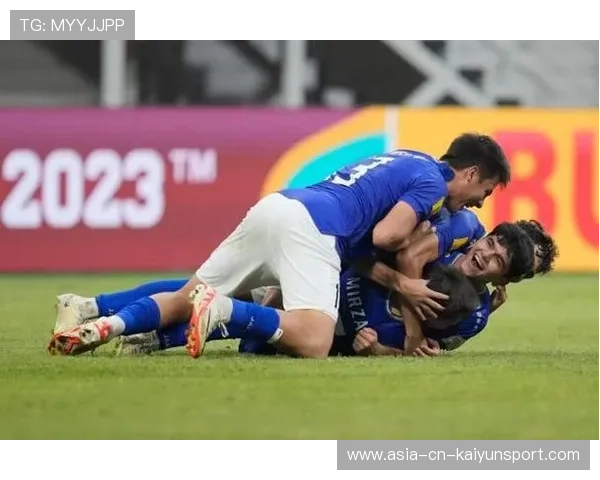 世界杯资格战爆冷！传统强队90分钟被绝杀踢出局