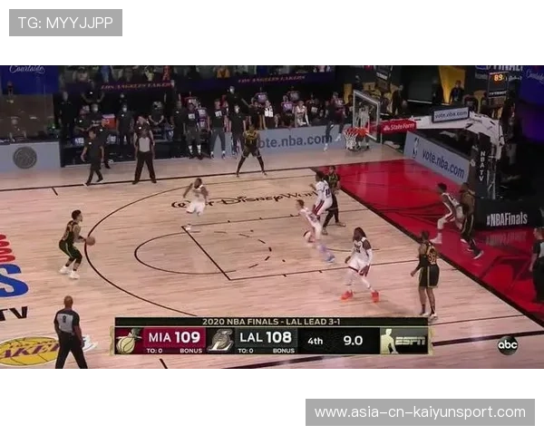 羽毛球赛“绝杀回旋球”震撼全场