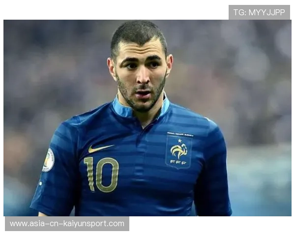 本泽马沙特新月开门红，锋线表现出色